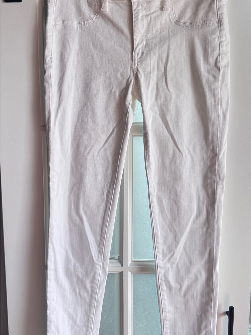 American Eagle leggings - Tag says size 8 but runs smaller